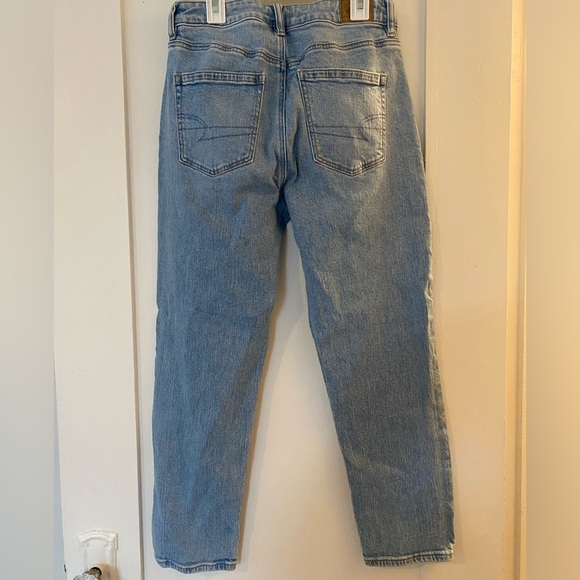 American Eagle Strigid Mom Jean - Picture 4 of 9